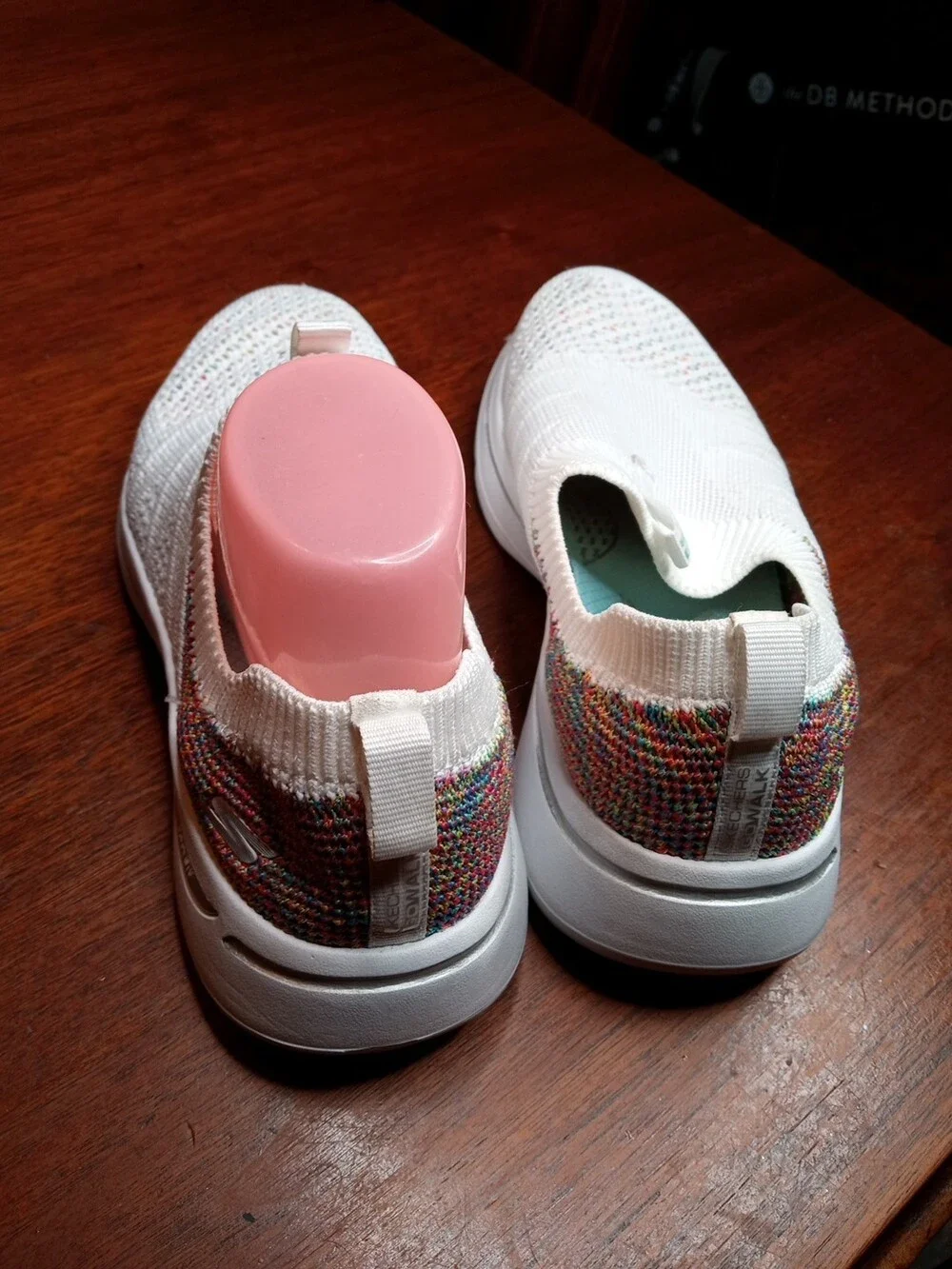 Skechers GOwalk White Arch Fit Washable Slip-Ons Fun Times New Sneakers Shoe 7M